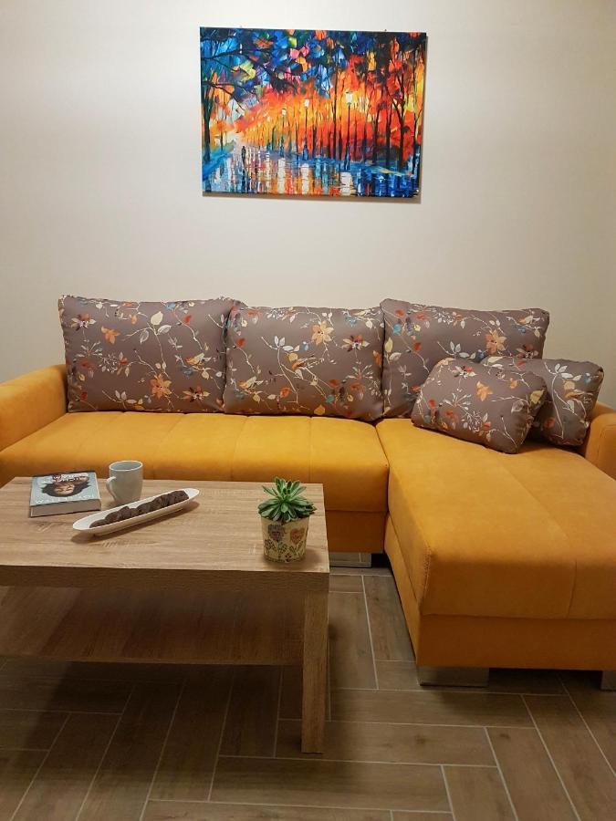 Silver Lodge Apartments Эгер Экстерьер фото