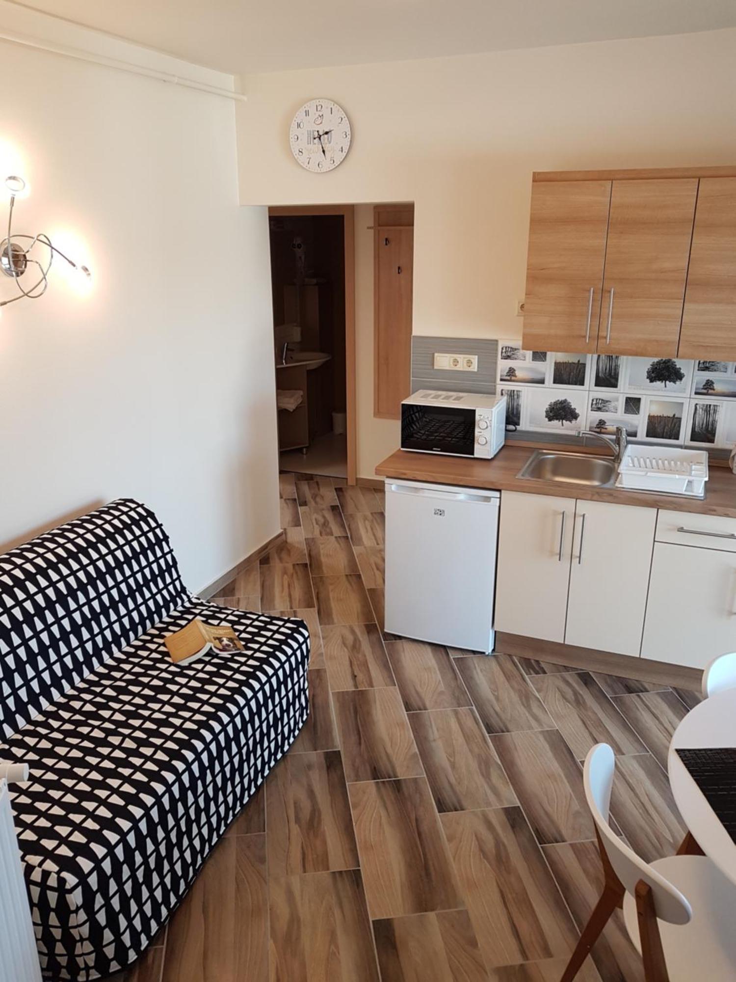 Silver Lodge Apartments Эгер Номер фото