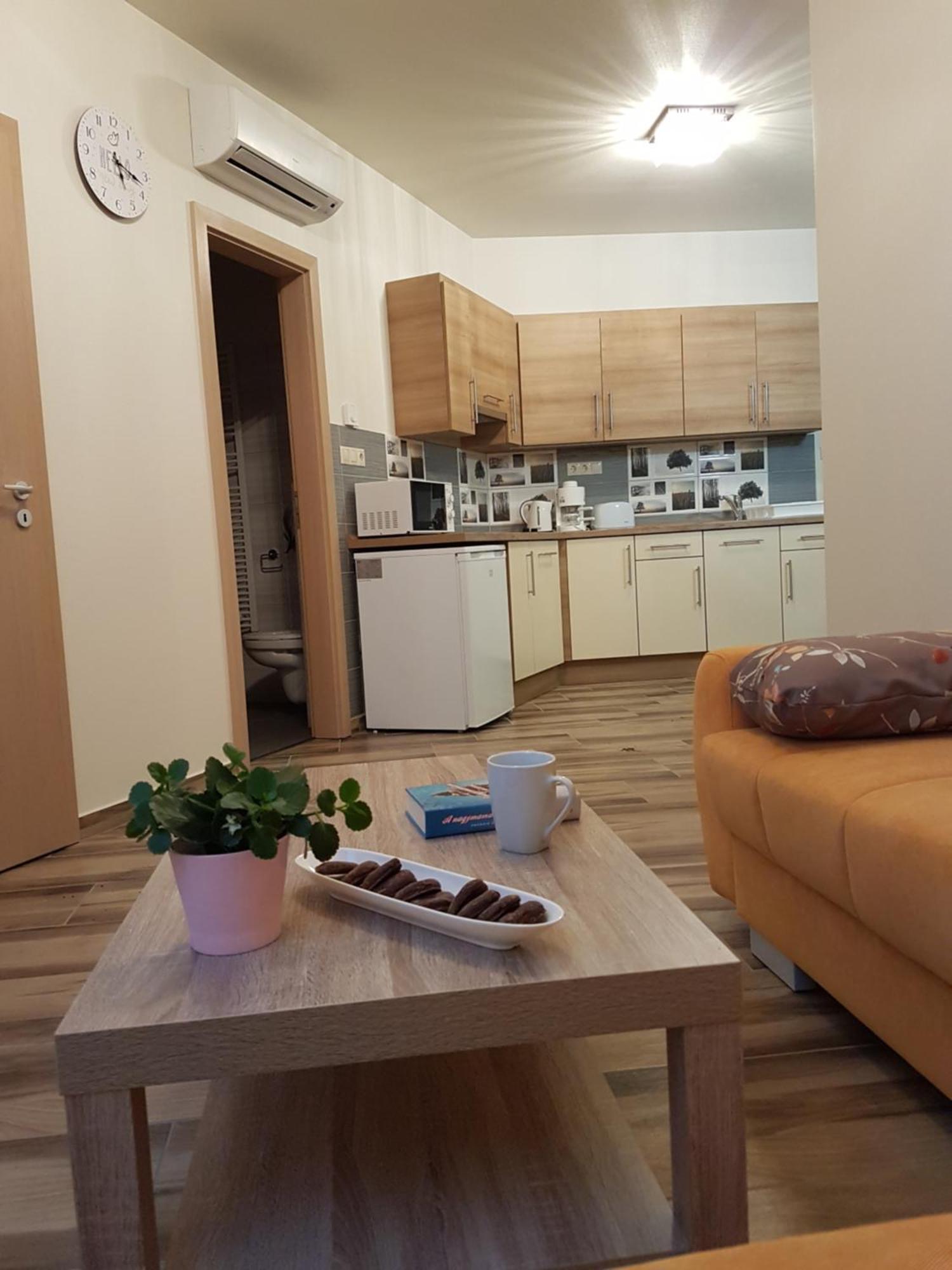 Silver Lodge Apartments Эгер Номер фото