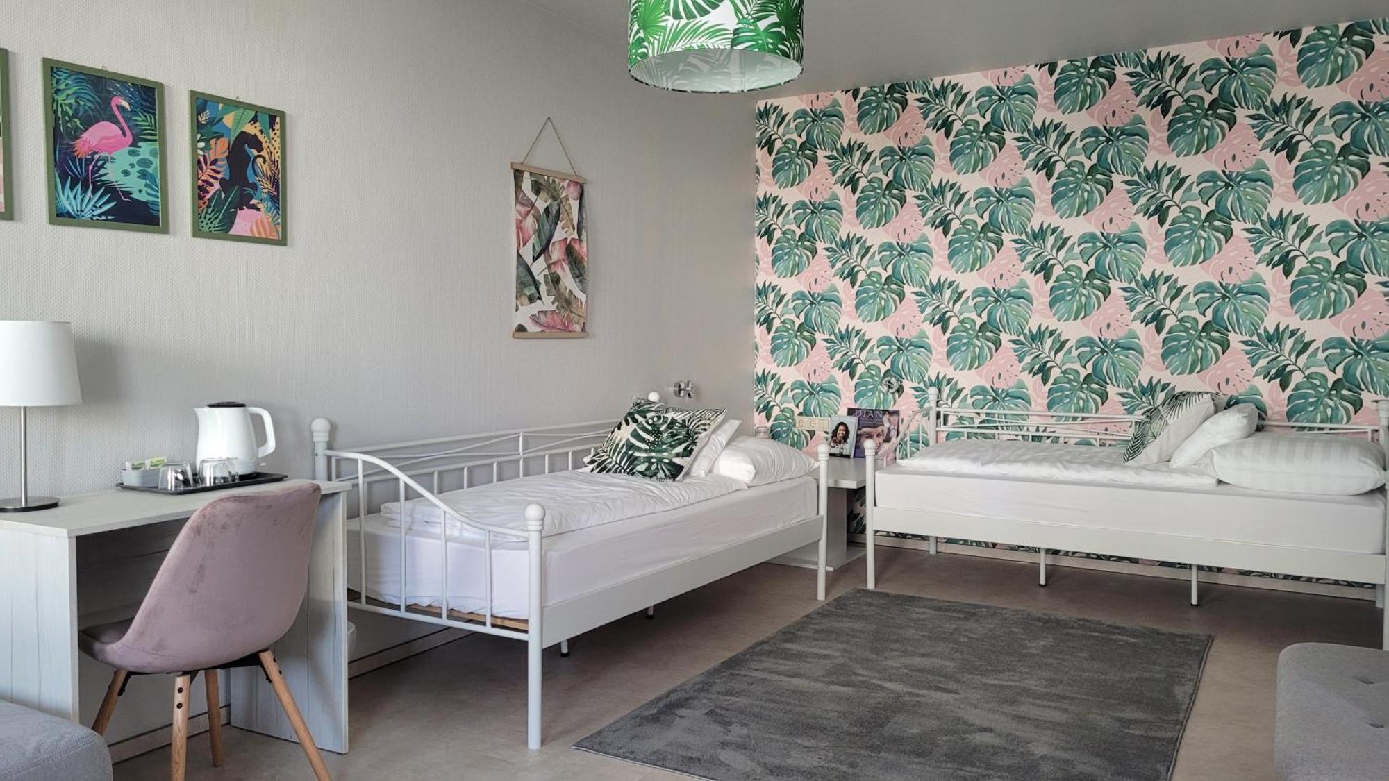 Silver Lodge Apartments Эгер Экстерьер фото